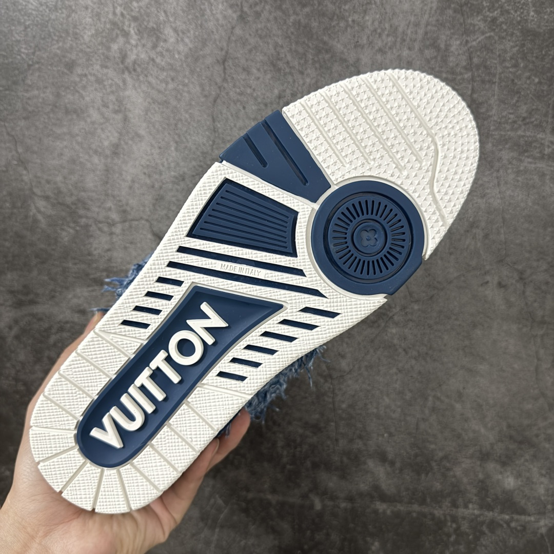 图片[9]-【YS纯原】广奢高端货 Louis Vuitton Trainer Skate 圆头系带低帮板鞋 男女同款 ✦ 荔枝纹头层皮+粒面头层皮拼接鞋面， 质感在线 ✦ 嵌入超软EVA物料鞋垫，脚感舒适 ✦ 后跟耐弯折滴塑支撑片，外置TPR光泽组合隔色鞋底 ✦ 草写风格Louis Vuitton标志，细节丰富 ✦ Virgil Abloh设计，灵感源自复古篮球鞋 ✦ 升级厚实抽屉礼品鞋盒+包装说明书+防尘布袋 ✦ 附送官方快递加固彩色涂鸦包装大礼盒 ✦ 零瑕疵工艺，无线头溢胶 尺码：39 40 41 42 43 44 45-选品中心