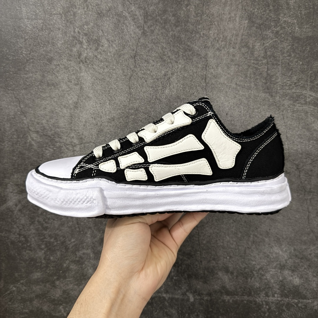 图片[2]-【YS纯原】广奢高端货 Maison Mihara Yasuhiro x AMIRI Skel-Top Low 圆头系带低帮帆布鞋 张艺兴/王一博/王嘉尔同款 ✦ 原版开发，细节同步 ✦ 舒适鞋面，延展性佳 ✦ 后跟柔软材质贴合脚踝，穿着轻松 ✦ 四季百搭款，随意搭配都好看 ✦ 明星同款，潮流必备 ✦ 零瑕疵工艺，无线头溢胶 尺码：35 36 37 38 39 40 41 42 43 44 45-选品中心