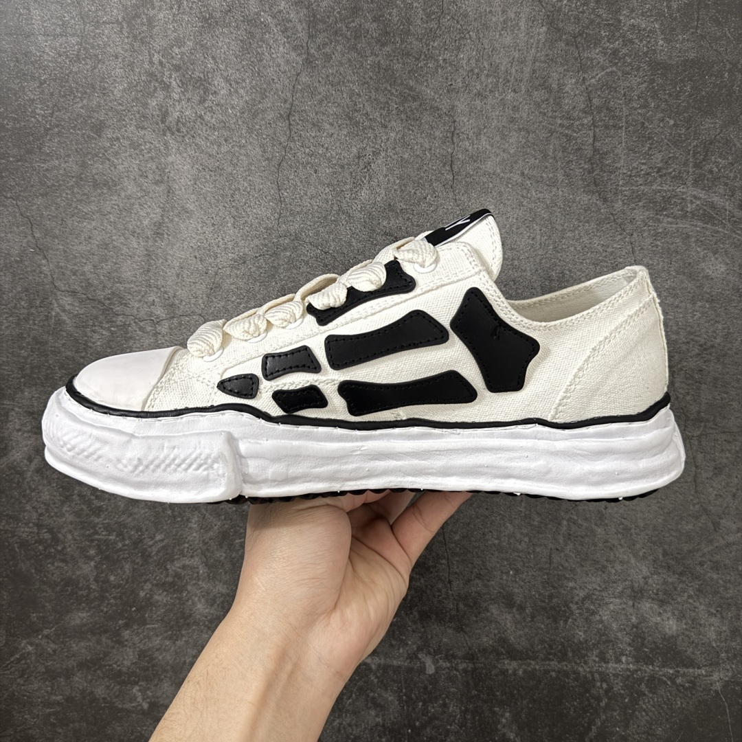 图片[2]-【YS纯原】广奢高端货 Maison Mihara Yasuhiro x AMIRI Skel-Top Low 圆头系带低帮帆布鞋 张艺兴/王一博/王嘉尔同款 ✦ 原版开发，细节同步 ✦ 舒适鞋面，延展性佳 ✦ 后跟柔软材质贴合脚踝，穿着轻松 ✦ 四季百搭款，随意搭配都好看 ✦ 明星同款，潮流必备 ✦ 零瑕疵工艺，无线头溢胶 尺码：35 36 37 38 39 40 41 42 43 44 45-选品中心