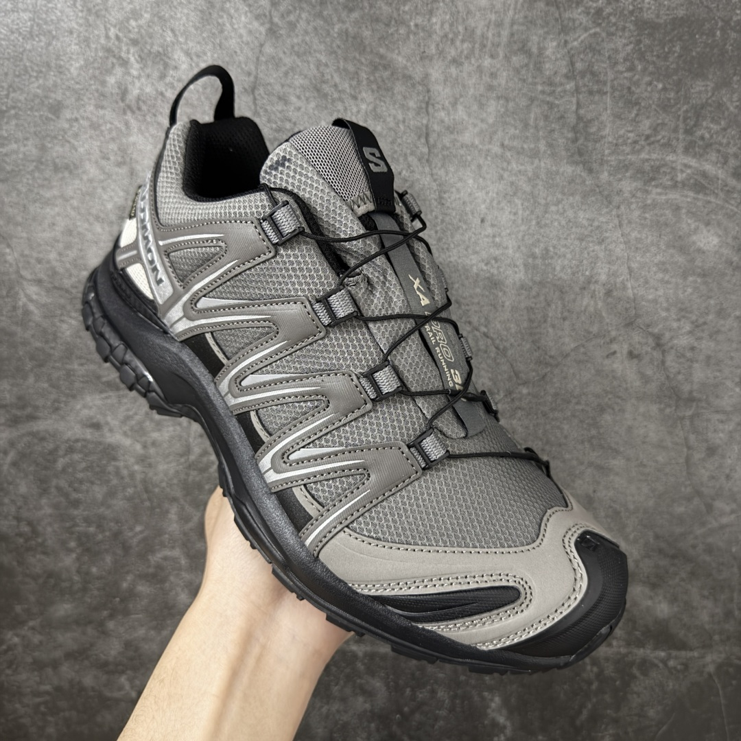 图片[3]-【666版本】SALOMON 萨洛蒙 XA PRO 3D 户外运动 网布减震防滑透气 低帮跑步鞋 男女同款 防水黑灰 475875 全新品质 巅峰之作 所有配色均购物原版拆解1：1开发 原材料打造 非市场公版便宜货 私模大底 清洁度比市场所有版本都高 全套原纸板楦头开发 原厂网布配套 确保原汁原味 完美呈现版型 原档数据独家私模五层组合大底 男女鞋同步官方开发至46 原装Ortholite轻量化鞋垫 中底布带钢印编号 原厂TPU锁扣 进口港宝加持 后跟自然饱满 还原公司包裹性 鞋面采用SENSIFT贴合技术 全方位贴合包裹脚型 鞋跟部鞋底牵引设计 提供强大的抓地性能 更适应野外崎岖不平的道路 其3D ADVANCED CHASSIS底盘 材料轻量大化 钉齿设计更具稳定性 防护性 鞋底易磨损区运用CONTAGRIP高耐磨材料 应对城市硬质路面长距离跑考验 尺码：36 36.5 37.5 38 38.5 39 40 40.5 41 42 42.5 43 44 45 46-选品中心