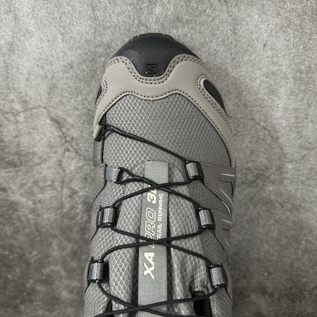 图片[5]-【666版本】SALOMON 萨洛蒙 XA PRO 3D 户外运动 网布减震防滑透气 低帮跑步鞋 男女同款 防水黑灰 475875 全新品质 巅峰之作 所有配色均购物原版拆解1：1开发 原材料打造 非市场公版便宜货 私模大底 清洁度比市场所有版本都高 全套原纸板楦头开发 原厂网布配套 确保原汁原味 完美呈现版型 原档数据独家私模五层组合大底 男女鞋同步官方开发至46 原装Ortholite轻量化鞋垫 中底布带钢印编号 原厂TPU锁扣 进口港宝加持 后跟自然饱满 还原公司包裹性 鞋面采用SENSIFT贴合技术 全方位贴合包裹脚型 鞋跟部鞋底牵引设计 提供强大的抓地性能 更适应野外崎岖不平的道路 其3D ADVANCED CHASSIS底盘 材料轻量大化 钉齿设计更具稳定性 防护性 鞋底易磨损区运用CONTAGRIP高耐磨材料 应对城市硬质路面长距离跑考验 尺码：36 36.5 37.5 38 38.5 39 40 40.5 41 42 42.5 43 44 45 46-选品中心