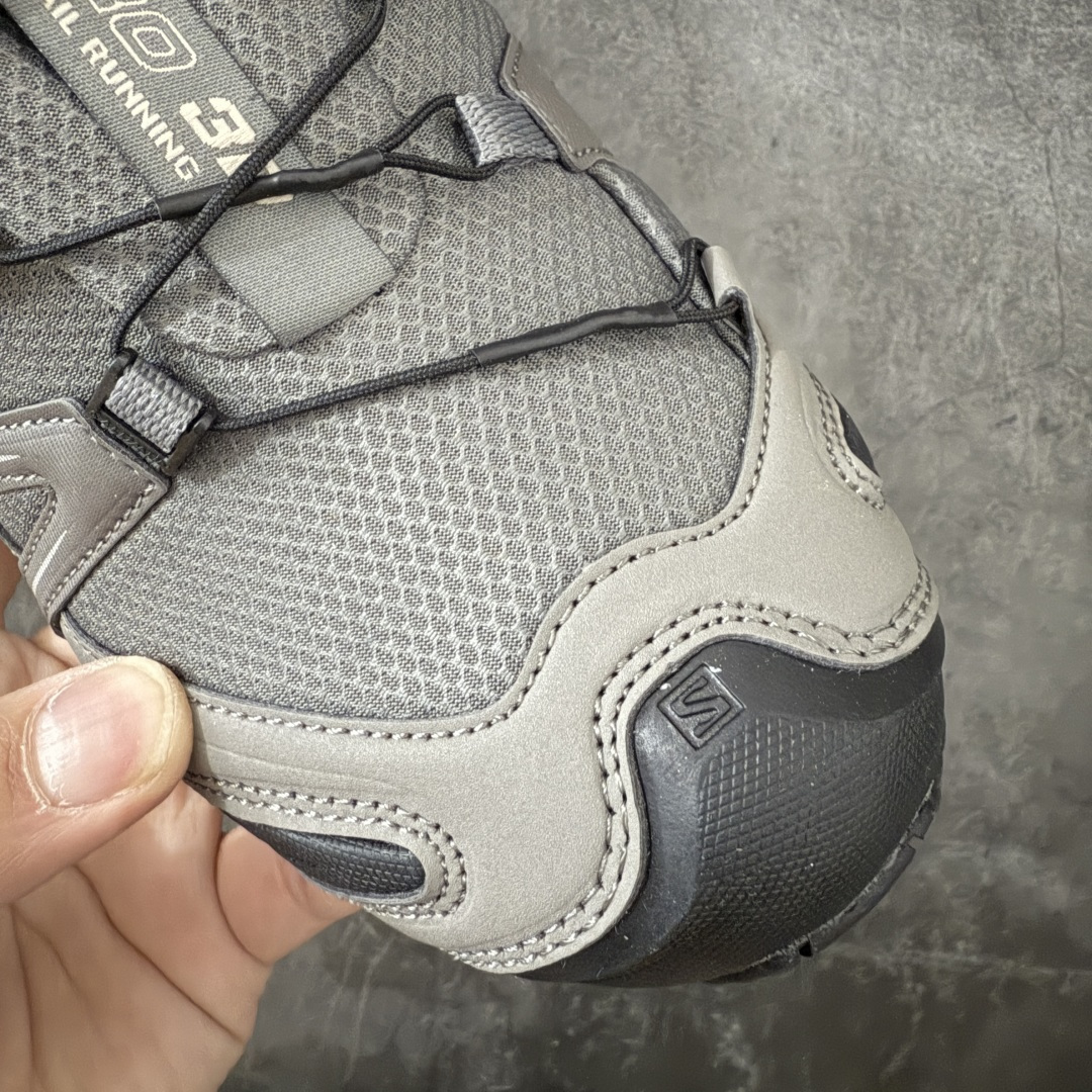 图片[5]-【666版本】SALOMON 萨洛蒙 XA PRO 3D 户外运动 网布减震防滑透气 低帮跑步鞋 男女同款 防水黑灰 475875 全新品质 巅峰之作 所有配色均购物原版拆解1：1开发 原材料打造 非市场公版便宜货 私模大底 清洁度比市场所有版本都高 全套原纸板楦头开发 原厂网布配套 确保原汁原味 完美呈现版型 原档数据独家私模五层组合大底 男女鞋同步官方开发至46 原装Ortholite轻量化鞋垫 中底布带钢印编号 原厂TPU锁扣 进口港宝加持 后跟自然饱满 还原公司包裹性 鞋面采用SENSIFT贴合技术 全方位贴合包裹脚型 鞋跟部鞋底牵引设计 提供强大的抓地性能 更适应野外崎岖不平的道路 其3D ADVANCED CHASSIS底盘 材料轻量大化 钉齿设计更具稳定性 防护性 鞋底易磨损区运用CONTAGRIP高耐磨材料 应对城市硬质路面长距离跑考验 尺码：36 36.5 37.5 38 38.5 39 40 40.5 41 42 42.5 43 44 45 46-选品中心