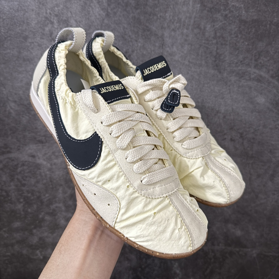 Jacquemus x Nike Jacumoon 舒适 低帮生活休闲鞋 米黑色 货号：HV8547-7