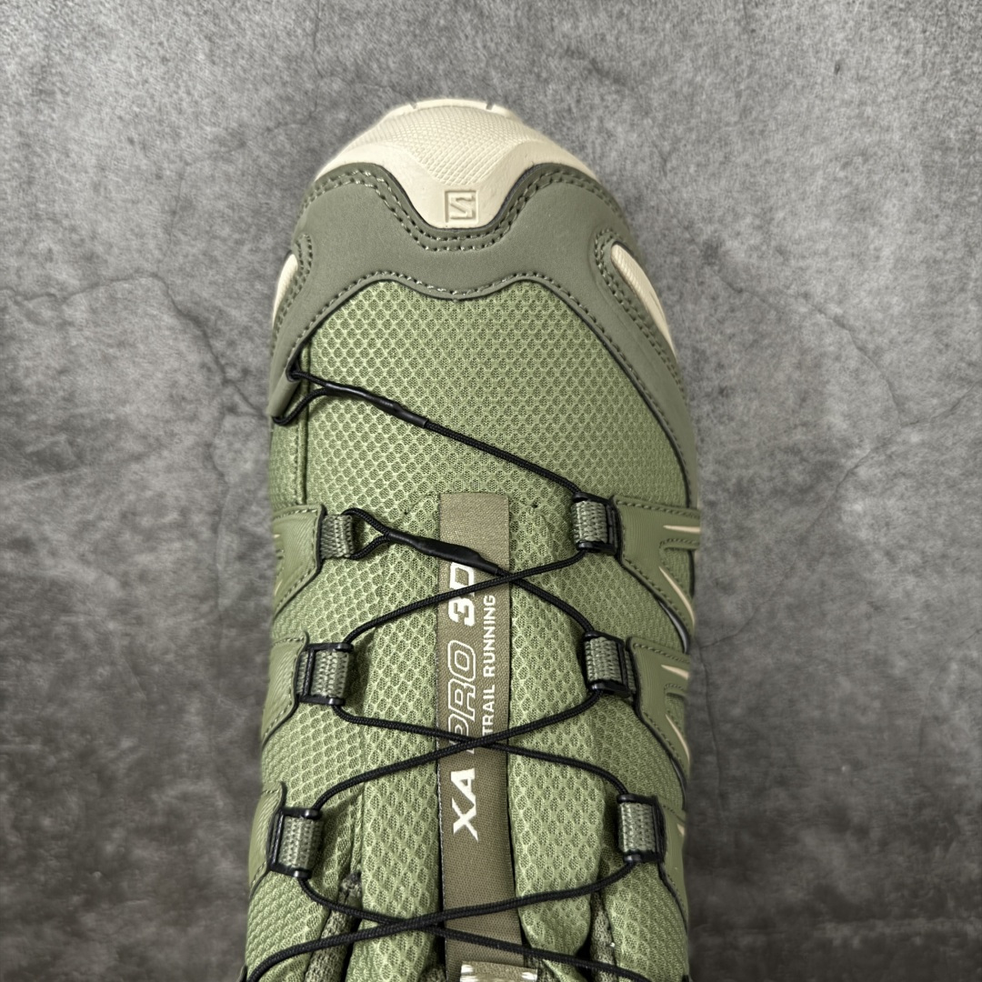 图片[5]-【666版本】SALOMON 萨洛蒙 XA PRO 3D 户外运动 网布减震防滑透气 低帮跑步鞋 男女同款 防水绿色 475874 全新品质 巅峰之作 所有配色均购物原版拆解1：1开发 原材料打造 非市场公版便宜货 私模大底 清洁度比市场所有版本都高 全套原纸板楦头开发 原厂网布配套 确保原汁原味 完美呈现版型 原档数据独家私模五层组合大底 男女鞋同步官方开发至46 原装Ortholite轻量化鞋垫 中底布带钢印编号 原厂TPU锁扣 进口港宝加持 后跟自然饱满 还原公司包裹性 鞋面采用SENSIFT贴合技术 全方位贴合包裹脚型 鞋跟部鞋底牵引设计 提供强大的抓地性能 更适应野外崎岖不平的道路 其3D ADVANCED CHASSIS底盘 材料轻量大化 钉齿设计更具稳定性 防护性 鞋底易磨损区运用CONTAGRIP高耐磨材料 应对城市硬质路面长距离跑考验 尺码：36 36.5 37.5 38 38.5 39 40 40.5 41 42 42.5 43 44 45 46-选品中心