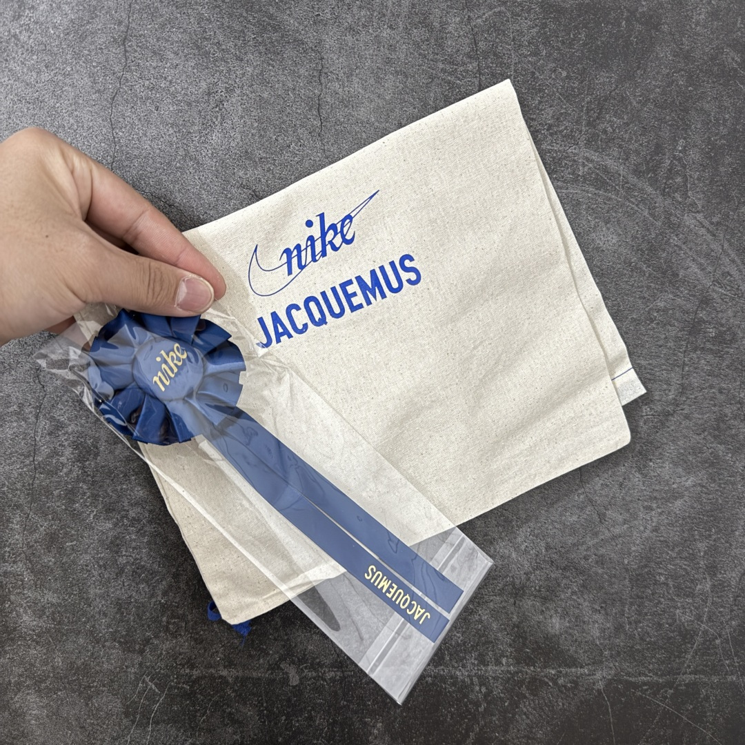 Jacquemus x Nike Jacumoon 舒适 低帮生活休闲鞋 黑白色 货号：HV8547-0
