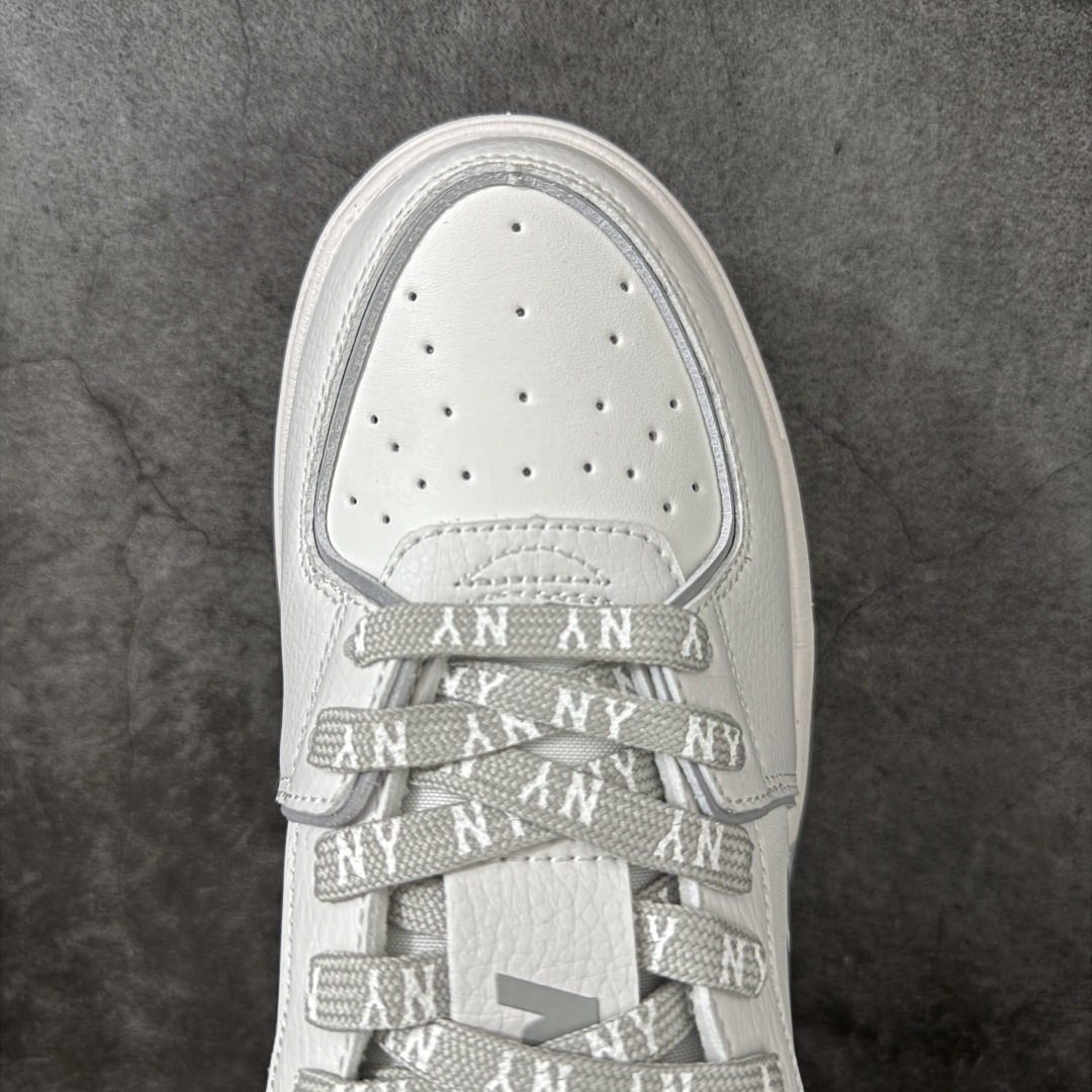 图片[5]-【纯原订单】MLB Chunky Liner Basic NY复古印花学长鞋系列低帮轻量增高厚底百搭休闲运动慢跑鞋板鞋 Korea韩国联名NY美国榄球纽约洋基队限定 市场第一梯队品质 韩国代购版本 MLB专用菱形双针中底布 重点细节中底布带注胶孔 原厂NFC感应吊牌 支持鉴定 一个两位数 原盒原标 全套原楦原纸板原厂数据开发 中韩文保养标贴 绿色防霉片 平台代购专供 独家一比一RB+MD组合大底 高频后跟小人Logo精准对位立体饱满 正确网布加超迁鞋面 转印中底走线紧密 转印Logo工艺表层防刮不掉色 尺码：36 36.5 37.5 38 38.5 39 40 40.5 41 42 42.5 43 44 44.5 45-选品中心