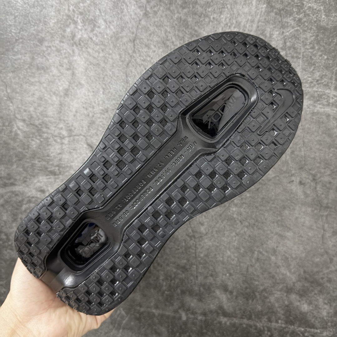 图片[9]-【公司级】Nike VOMERO PREMIUM 耐克 舒适减震防滑 低帮跑步鞋 全掌ReactX泡绵中底 前掌和后跟还配备了Air Zoom气垫单元 据说跑起来更快更舒适哦 这次最大的升级点 首次引入了ReactX泡绵 货号：IQ0627-001 尺码：36 36.5 37.5 38 38.5 39 40 40.5 41 42 42.5 43 44 45 46-选品中心