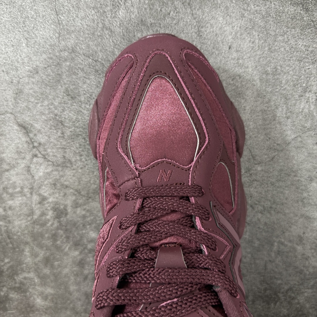 图片[5]-【公司级】NB 新百伦 New Balance NB9060小象蹄男女款9060舒适百搭老爹鞋。全新 9060 款式将经典风格与现代设计融合到日常多功能性中。 9060 重新诠释了源自经典 99X 型号的熟悉元素，其灵感来自于 Y2K 时代的未来主义和美学。 鞋面在990 的基础中进行了扩展和使用，以提供可见的运动感，中底采用 ABZORB 和 SBS 熟悉的缓震平台以提供舒适感。 货号：U9060ZSC 尺码：36-45含半码-选品中心