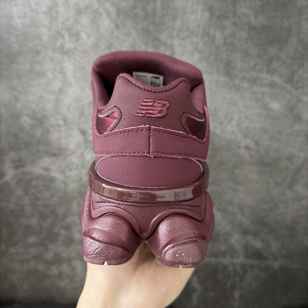 图片[4]-【公司级】NB 新百伦 New Balance NB9060小象蹄男女款9060舒适百搭老爹鞋。全新 9060 款式将经典风格与现代设计融合到日常多功能性中。 9060 重新诠释了源自经典 99X 型号的熟悉元素，其灵感来自于 Y2K 时代的未来主义和美学。 鞋面在990 的基础中进行了扩展和使用，以提供可见的运动感，中底采用 ABZORB 和 SBS 熟悉的缓震平台以提供舒适感。 货号：U9060ZSC 尺码：36-45含半码-选品中心