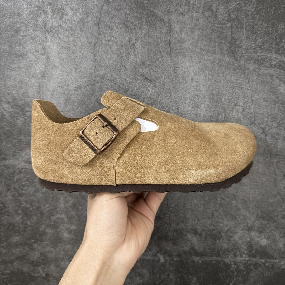 【H版纯原】 Birkenstock Boston 博肯/勃肯 系列上架 牛皮绒面革平底复古软木休闲鞋 全包 配色：栗色 1013309 真正软木塞大底 品质细节领先市场版本 原产品质 采用质地柔软进口牛皮绒面革 无刺鼻异味 中底搭载缓震软木橡胶 进口头层牛皮 原版开模/版型/材质/细节遵循ZP工艺！ 市售顶级不吹文案 尺码：35-45-选品中心