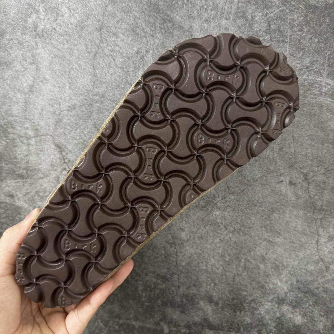 图片[9]-【H版纯原】 Birkenstock Boston 博肯/勃肯 系列上架 牛皮绒面革平底复古软木休闲鞋 全包 配色：羚羊棕 1013309 真正软木塞大底 品质细节领先市场版本 原产品质 采用质地柔软进口牛皮绒面革 无刺鼻异味 中底搭载缓震软木橡胶 进口头层牛皮 原版开模/版型/材质/细节遵循ZP工艺！ 市售顶级不吹文案 尺码：35-45-选品中心