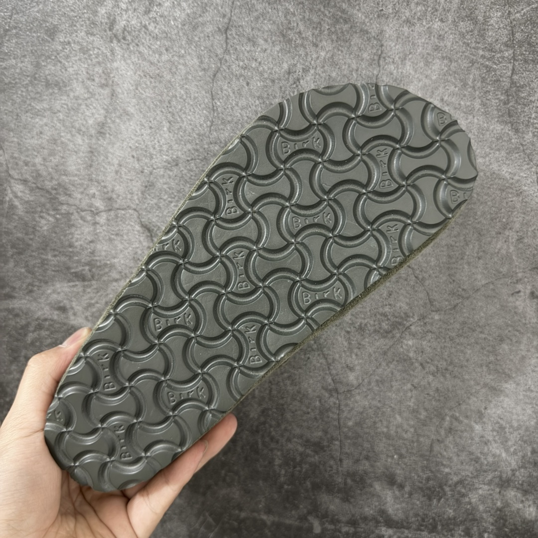 图片[9]-【H版纯原】 Birkenstock Boston 博肯/勃肯 系列上架 牛皮绒面革平底复古软木休闲鞋 全包 配色：橄榄绿 1013309 真正软木塞大底 品质细节领先市场版本 原产品质 采用质地柔软进口牛皮绒面革 无刺鼻异味 中底搭载缓震软木橡胶 进口头层牛皮 原版开模/版型/材质/细节遵循ZP工艺！ 市售顶级不吹文案 尺码：35-45-选品中心
