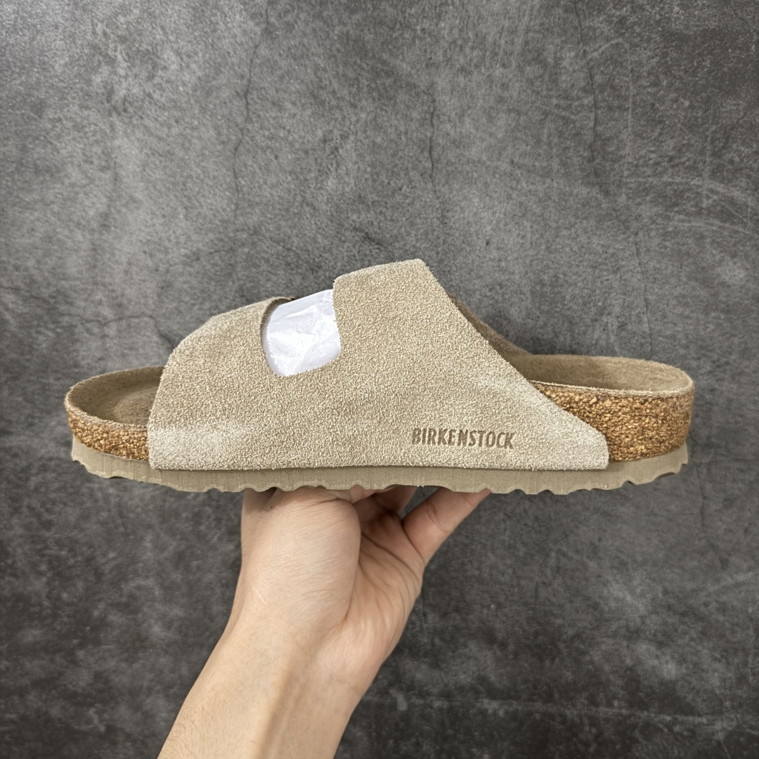 图片[2]-【H版纯原】 Birkenstock Boston 博肯/勃肯 系列上架 牛皮绒面革平底复古软木休闲鞋 二字拖鞋 配色：新沙色 1029790 真正软木塞大底 品质细节领先市场版本 原产品质 采用质地柔软进口牛皮绒面革 无刺鼻异味 中底搭载缓震软木橡胶 进口头层牛皮 原版开模/版型/材质/细节遵循ZP工艺！ 市售顶级不吹文案 尺码：35-45-选品中心