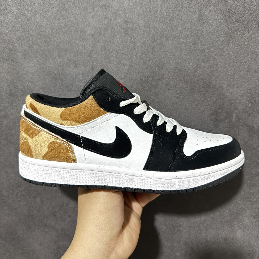 【H11纯原】Nike Air Jordan 1 Low SE AJ1 乔一 舒适贴合 防滑耐磨 低帮 复古篮球鞋 货号：IX8740-101 尺码：35.5 36 36.5 37.5 38 38.5 39 40 40.5 41 42 42.5 43 44 45 46 47.5 #H11顶级纯原 纯原外贸平台特供订单 #全套原纸板楦头开发 #原厂特供材料配套加持 #确保原汁原味 完美呈现版型 #原档数据独家私模大底 #男女鞋同步官方开发至48.5 #原装进口轻量化鞋垫 #进口港宝加持 后跟自然饱满 还原公司包裹性 #鞋面采用原装数据贴合技术 #全方位贴合包裹脚型 #鞋跟部鞋底牵引设计 #提供强大的抓地性能 #更适应不同实战场地路面-选品中心