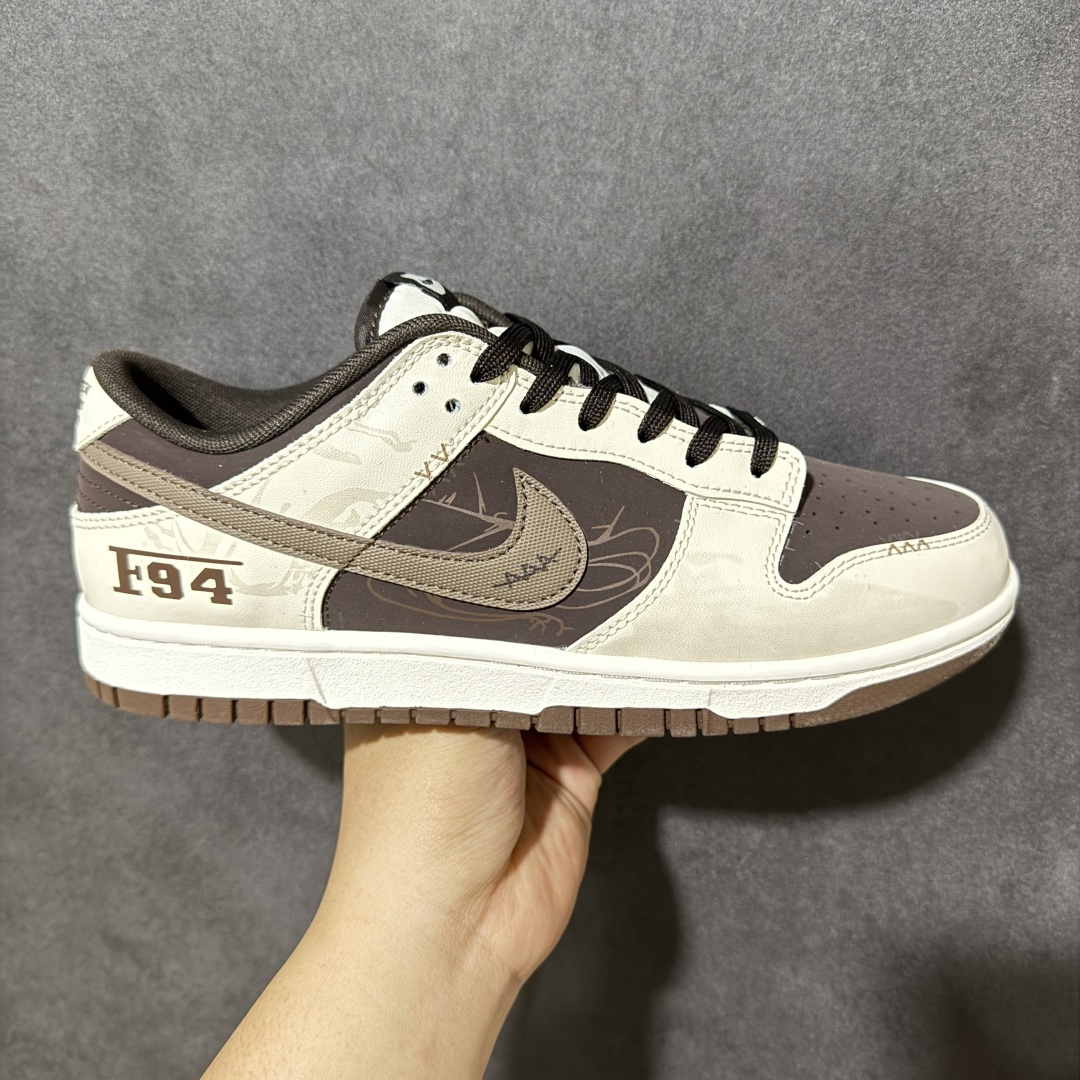 【定制版】Nike SB Dunk Low 飞跃沙丘 绑带低帮休闲板鞋 WG1123-031  #定制鞋盒 超高清洁度 皮料切割干净无任何毛边 细节完美   尺码：40 40.5 41 42 42.5 43 44 44.5 45 46-选品中心