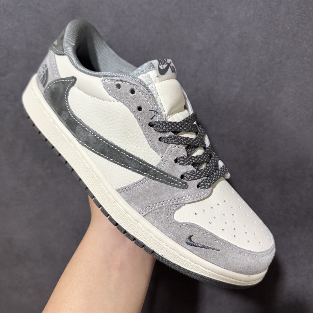 图片[3]-【定制版】Nike Air Jordan 1 x Travis Scott AJ1倒勾 乔一倒钩 ‘DIY’定制 耐克 低帮文化篮球鞋 完美品质出货 细节如图所示 鞋面切割工整 冲孔整齐干净 中底拉帮线 整体清洁度非常好 货号：XS2025-093 尺码：36 36.5 37.5 38 38.5 39 40 40.5 41 42 42.5 43 44 45-选品中心