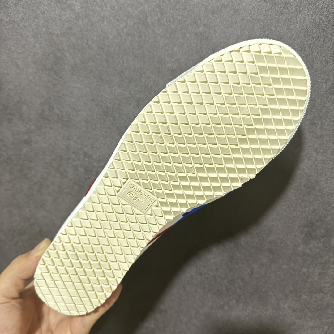 图片[9]-【公司级】Onitsuka Tiger MEXICO 66 NM百搭单品板鞋 MEXICO 66是鬼冢虎旗下最经典的款式，李小龙最喜欢的一款训练鞋休闲鞋！鞋身特有的虎爪造型LOGO，辨识度非常高！更是由偶像明星李宇春等人代言，成为越来越流行的休闲鞋选择 货号：1183C320-100 尺码：36 37 38 39 40.5 41.5 42 43.5 44 45 编码：FSB220230-选品中心