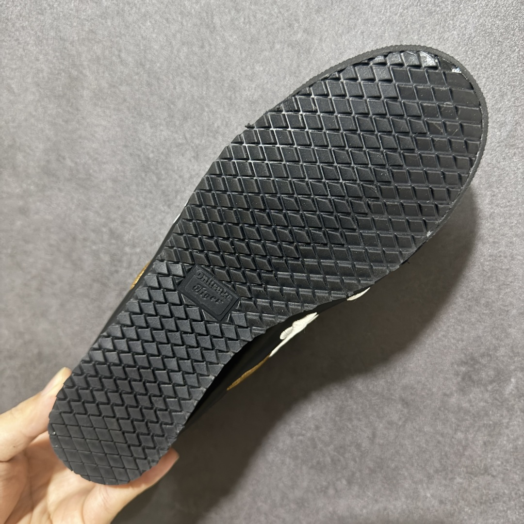 图片[9]-【公司级】Onitsuka Tiger MEXICO 66 NM百搭单品板鞋 MEXICO 66是鬼冢虎旗下最经典的款式，李小龙最喜欢的一款训练鞋休闲鞋！鞋身特有的虎爪造型LOGO，辨识度非常高！更是由偶像明星李宇春等人代言，成为越来越流行的休闲鞋选择 货号：1183C320-001 尺码：36 37 38 39 40.5 41.5 42 43.5 44 45 编码：FSB220230-选品中心