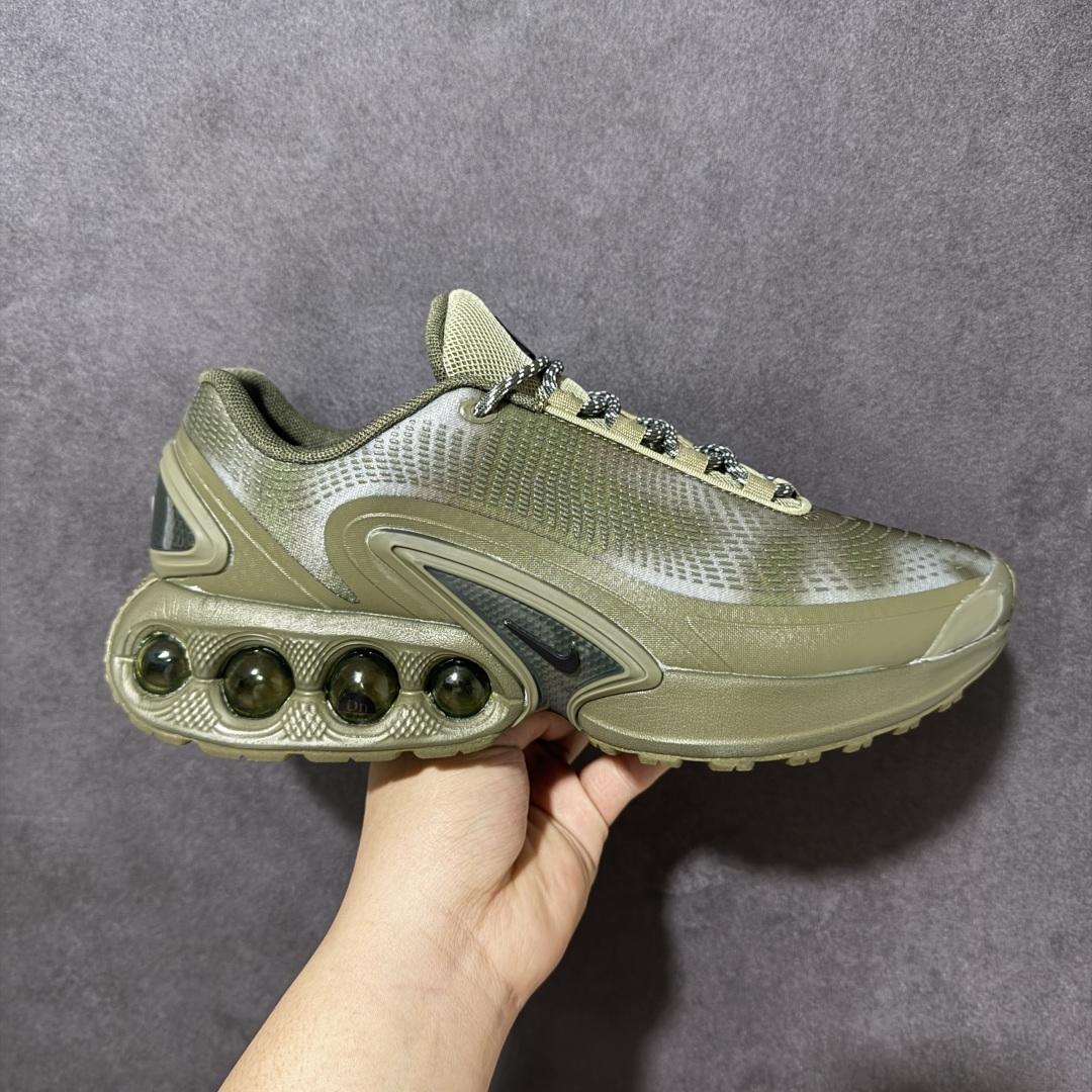 【公司级】NK Air Max Dn 气垫跑鞋IB4433-300 全新鞋款在同侧采用了圆柱仓式的设计，不仅有防滑耐磨性功能，还搭配了周围一圈柔软的泡棉材质，提供全新的复合脚感八成还是泡棉脚感 尺码：40-45 无半码-选品中心