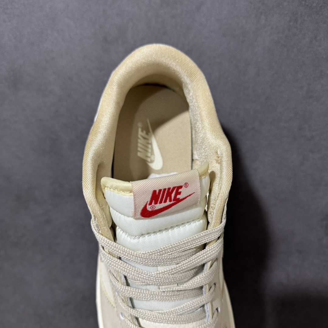 图片[6]-【定制版】百搭撞色，颜值封神！Nike Dunk Low（巴黎世家联名）爆款高端定制 米白与浅棕撞色拼接，温柔又高级；鞋身点缀红色小勾与“BALENCIAGA”标识，暗藏联名质感；细腻荔枝纹以波浪纹理织物拼接，自带复古肌理，与米棕撞色鞋面形成层次对比，视觉更丰富。定制鞋盒 超高清洁度 细节完美 货号：SJ8888-010 尺码：36 36.5 37.5 38 38.5 39 40 40.5 41 42 42.5 43 44 44.5 45-选品中心