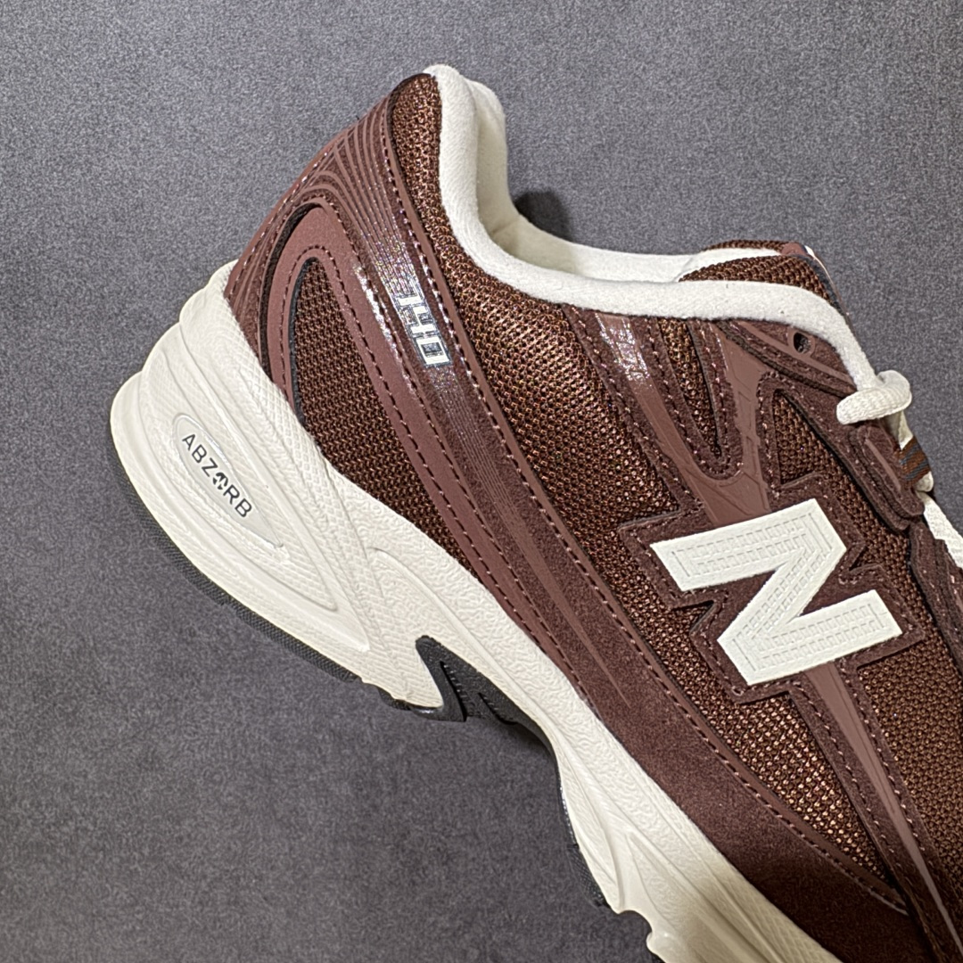 图片[8]-【公司级】New Balance MR740 NB新百伦系列复古老爹风休闲运动慢跑鞋。采用轻质牛剖革拼接透气网眼衬垫织物鞋面材质 T-Beam大底提供足步弓支撑 保持步态稳定，后跟搭载外露缓震胶，鞋身整体以各种深浅不一的灰色覆盖 鞋头以淡蓝色调装饰，网眼衬垫通过不规律的色块实现做旧的美感 泛黄的鞋底更是进一步增添了复古气息。 类型：男女鞋 货号：U740TL2 尺码：36-45-选品中心