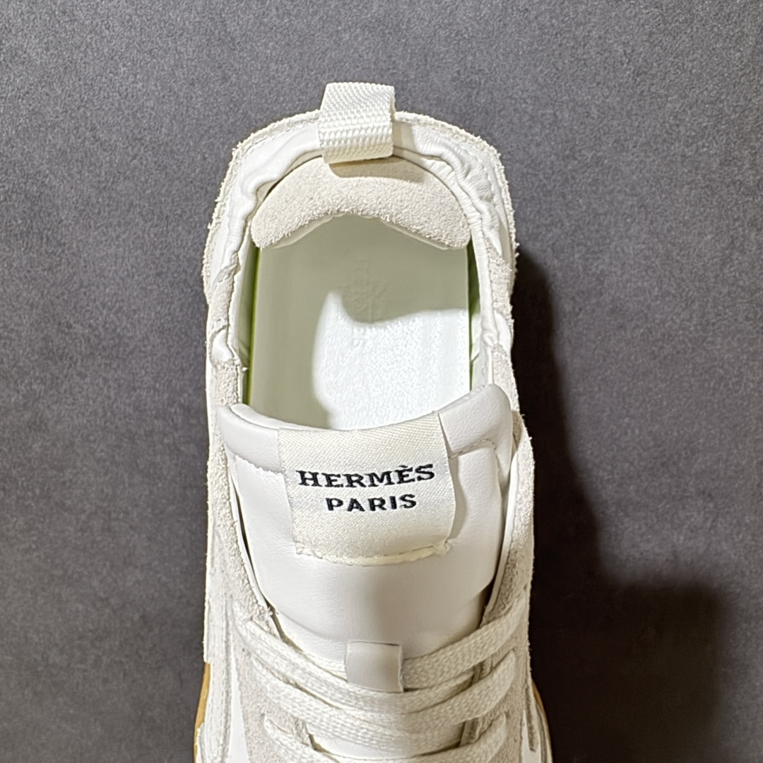 图片[6]-【公司级】意大利顶级奢侈品牌 爱马仕 HERMES 低帮潮流风百搭休闲运动鞋 不追求新奇的款式和华丽的色彩 以其完美无瑕、优雅、经典的风格吸引着成功男士的青睐 这款非常非常舒适 简洁稳重的款式让您轻松搭配任何风格 版型绝对原版套楦1：1精制 材质方面我们更是精益求精 进口牛皮+牛皮内里 质感非凡 货号： Z857-H242925ZHNL 430 尺码： 35 36 37 38 39 40 41 42 43 44 45-选品中心