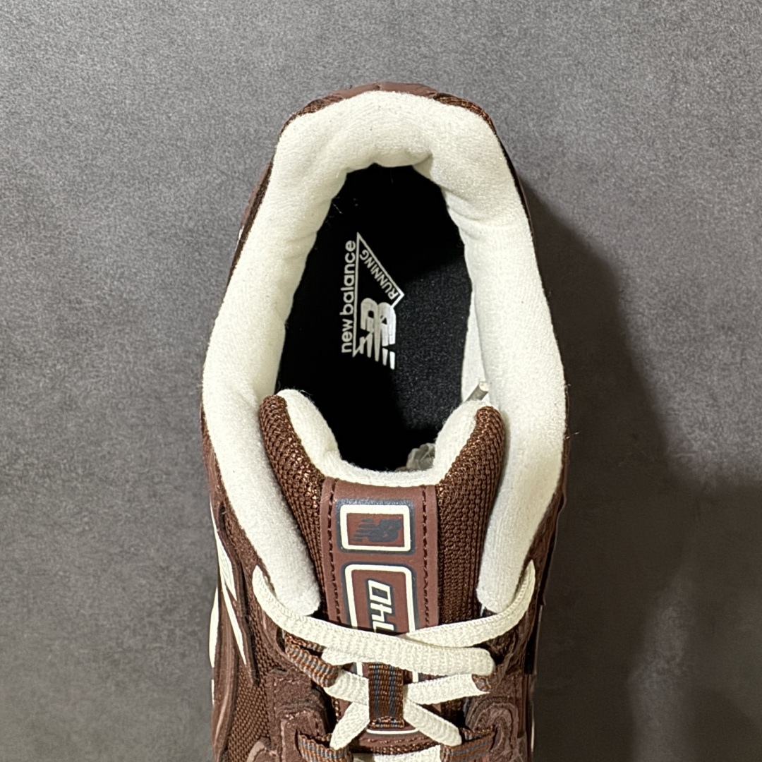 图片[6]-【公司级】New Balance MR740 NB新百伦系列复古老爹风休闲运动慢跑鞋。采用轻质牛剖革拼接透气网眼衬垫织物鞋面材质 T-Beam大底提供足步弓支撑 保持步态稳定，后跟搭载外露缓震胶，鞋身整体以各种深浅不一的灰色覆盖 鞋头以淡蓝色调装饰，网眼衬垫通过不规律的色块实现做旧的美感 泛黄的鞋底更是进一步增添了复古气息。 类型：男女鞋 货号：U740TL2 尺码：36-45-选品中心
