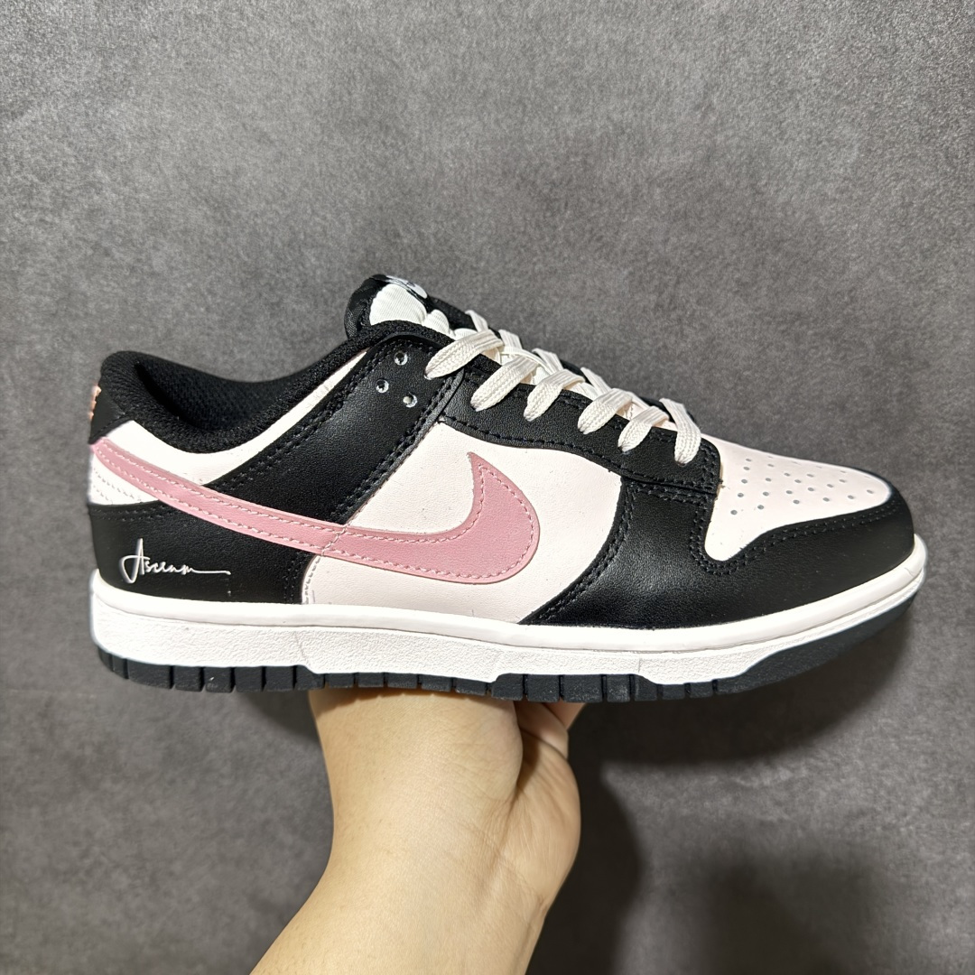【定制版】Nike SB Dunk Low 黑粉 周年高端定制 低帮休闲板鞋 BP1228-173  #大厂纯原品质出货 超高清洁度 皮料切割干净无任何毛边 细节完美   尺码：35.5 36 36.5 37.5 38 38.5 39 40-选品中心