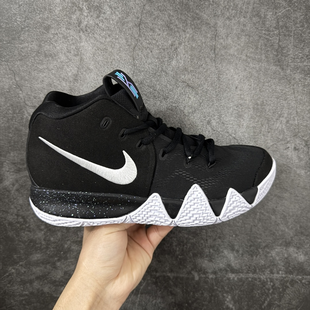 【DG版本】Nike Kyrie 4 EP 凯里・欧文4代系列篮球鞋， \'Ankle Taker\' 黑白奥利奥 943807-002 高品质 支持轻实战 好版型 做工到位 经典老鞋 尺码：40 40.5 41 42 42.5 43 44 44.5 45 46-选品中心