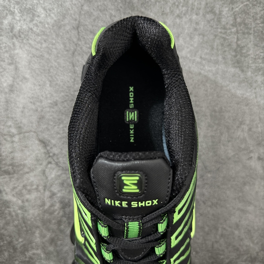 图片[8]-【Max纯原版】原版开发 Nike Shox TL系列 黑绿色 AV3595-012 NK Shox TL系列 复古舒适百搭防滑耐磨低邦柱形气垫休闲跑步鞋 鞋面采用了轻质化的材料打造，搭载鞋带系带系统以及鞋舌部分的特殊控制模块，科技感十足；采用透气纺织品和网眼鞋面与标志性的Nike Shox技术，同时提供更轻盈的感觉和大胆的外观；鞋身大面积采用织物与皮革材质拼接设计，搭配Dri-FITz透气网面，透气性拉满不闷脚。中底前掌搭载Air Max科技，后掌配置Shoxy缓震气柱，前掌气垫提供灵敏回弹，中底的气柱设计也很加分，外观上科技感十足；设计彰显个性，复古造型适配多种穿搭风格。 尺码：39 40 40.5 41 42 42.5 43 44 44.5 45 45.5 46 46.5 47.5-选品中心