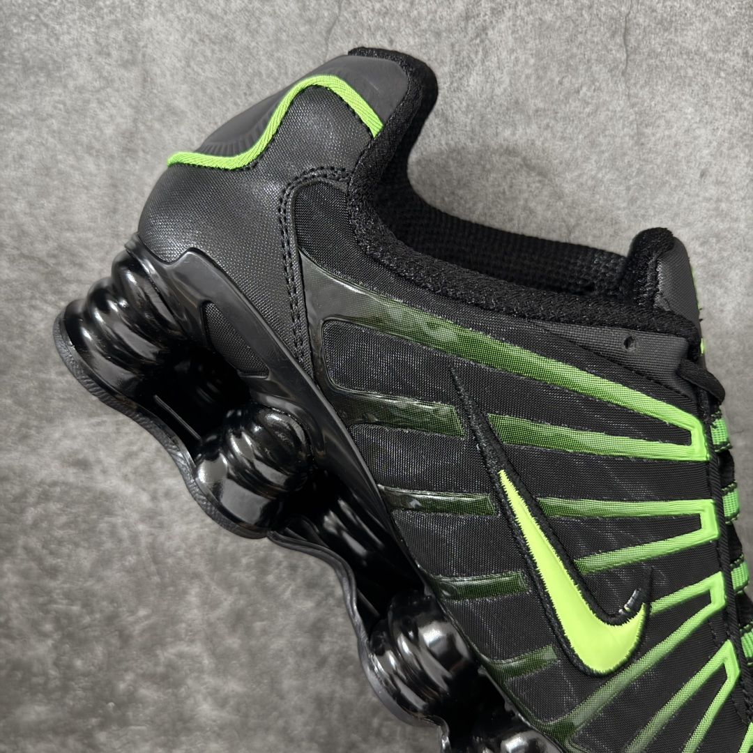 图片[7]-【Max纯原版】原版开发 Nike Shox TL系列 黑绿色 AV3595-012 NK Shox TL系列 复古舒适百搭防滑耐磨低邦柱形气垫休闲跑步鞋 鞋面采用了轻质化的材料打造，搭载鞋带系带系统以及鞋舌部分的特殊控制模块，科技感十足；采用透气纺织品和网眼鞋面与标志性的Nike Shox技术，同时提供更轻盈的感觉和大胆的外观；鞋身大面积采用织物与皮革材质拼接设计，搭配Dri-FITz透气网面，透气性拉满不闷脚。中底前掌搭载Air Max科技，后掌配置Shoxy缓震气柱，前掌气垫提供灵敏回弹，中底的气柱设计也很加分，外观上科技感十足；设计彰显个性，复古造型适配多种穿搭风格。 尺码：39 40 40.5 41 42 42.5 43 44 44.5 45 45.5 46 46.5 47.5-选品中心