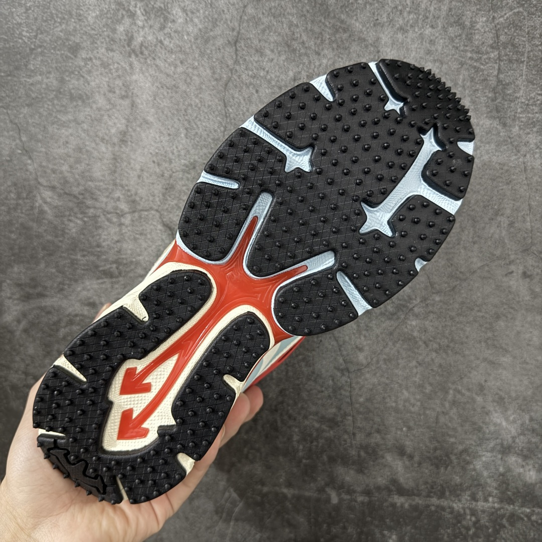 图片[9]-【纯原OK版本】Off-White OW最新款跑鞋 复古休闲鞋 百分百原盒正确版 原楦原纸板数据开发 4层分离大底#鞋面采用3d立体打印和多种材料拼接而成#防滑耐磨透气性轻便跑鞋 作为曾经爆火 并且定位奢潮领域的标志性品牌 Off-White 仍需要不断更新符合当下潮流时尚的复古运动鞋款，以期收获基本盘消费者的关注 此次更新的 Off-White 新款运动鞋将经典复古老爹鞋细节设计更加夸张化 并将标志性箭头设计置于显著位置 除此之外 整个系列的色彩搭配也可谓纷繁多样 总有一款适合你 尺码：36 37 38 39 40 41 42 43 44 45 46 47-选品中心