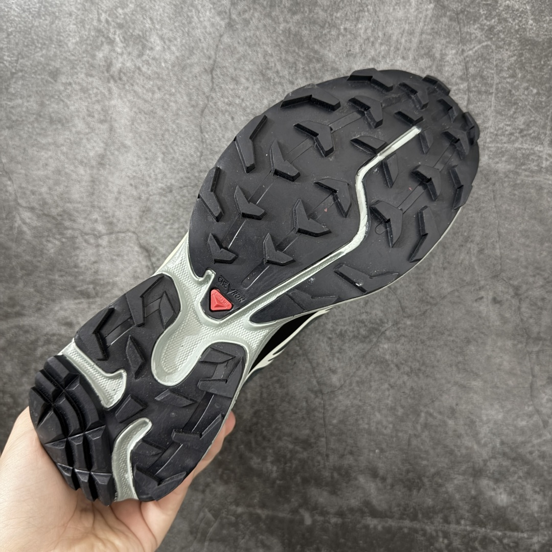 图片[9]-【外贸S版】 Salomon XT-6 GTX 防水款新配色 萨洛蒙复古潮流户外机能登山跑鞋 475813 此版实测试不防水 纯原外贸平台特供订单 最大做到46码 真尺码带半码 全套原纸板楦头开发 原汁原味完美版型 原档数据独家私模五层组合大底 原装Ortholite轻量化鞋垫 原厂TPU锁扣 进口港宝加持 后跟自然饱满 还原公司包裹性 尺码：36 36.5 37.5 38 38.5 39 40 40.5 41 42 42.5 43 44 44.5 45 46-选品中心