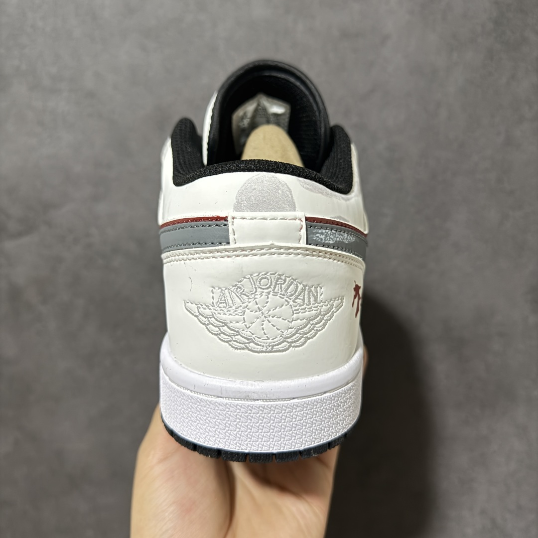 图片[4]-特价【GQ福利】【马年限定 DIY系列7色 】 Air Jordan 1 Low AJ1 乔1马年限定 步步生金 高端定制 低帮复古篮球鞋 #大厂纯原品质出货 超高清洁度 皮料切割干净无任何毛边 细节完美 尺码：36 36.5 37.5 38 38.5 39 40 40.5 41 42 42.5 43 44 44.5 45 货号：553558-132-选品中心