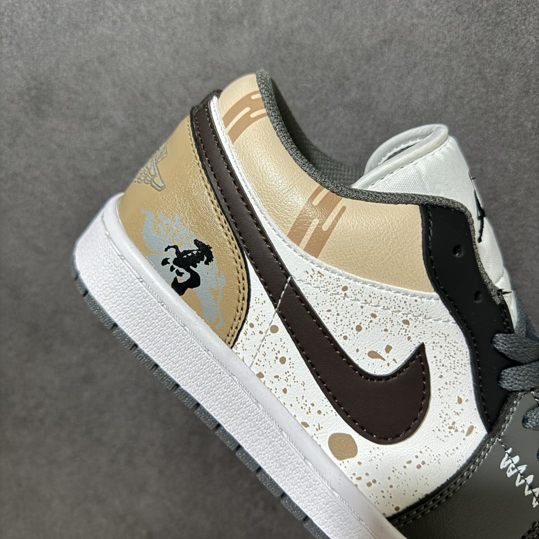 图片[8]-特价【GQ福利】【马年限定 DIY系列7色 】 Air Jordan 1 Low AJ1 乔1马年限定 步步生金 高端定制 低帮复古篮球鞋 #大厂纯原品质出货 超高清洁度 皮料切割干净无任何毛边 细节完美 尺码：36 36.5 37.5 38 38.5 39 40 40.5 41 42 42.5 43 44 44.5 45 货号：553558-152-选品中心