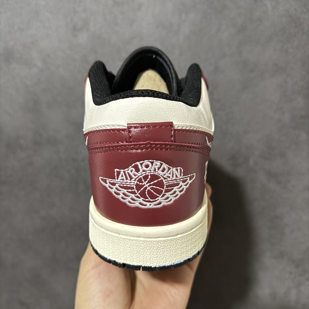 图片[4]-特价【GQ福利】【马年限定 DIY系列7色 】 Air Jordan 1 Low AJ1 乔1马年限定 步步生金 高端定制 低帮复古篮球鞋 #大厂纯原品质出货 超高清洁度 皮料切割干净无任何毛边 细节完美 尺码：36 36.5 37.5 38 38.5 39 40 40.5 41 42 42.5 43 44 44.5 45 货号：553558-040-选品中心