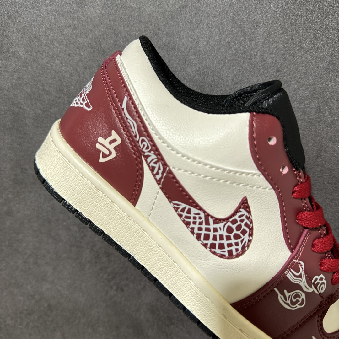 图片[7]-特价【GQ福利】【马年限定 DIY系列7色 】 Air Jordan 1 Low AJ1 乔1马年限定 步步生金 高端定制 低帮复古篮球鞋 #大厂纯原品质出货 超高清洁度 皮料切割干净无任何毛边 细节完美 尺码：36 36.5 37.5 38 38.5 39 40 40.5 41 42 42.5 43 44 44.5 45 货号：553558-040-选品中心