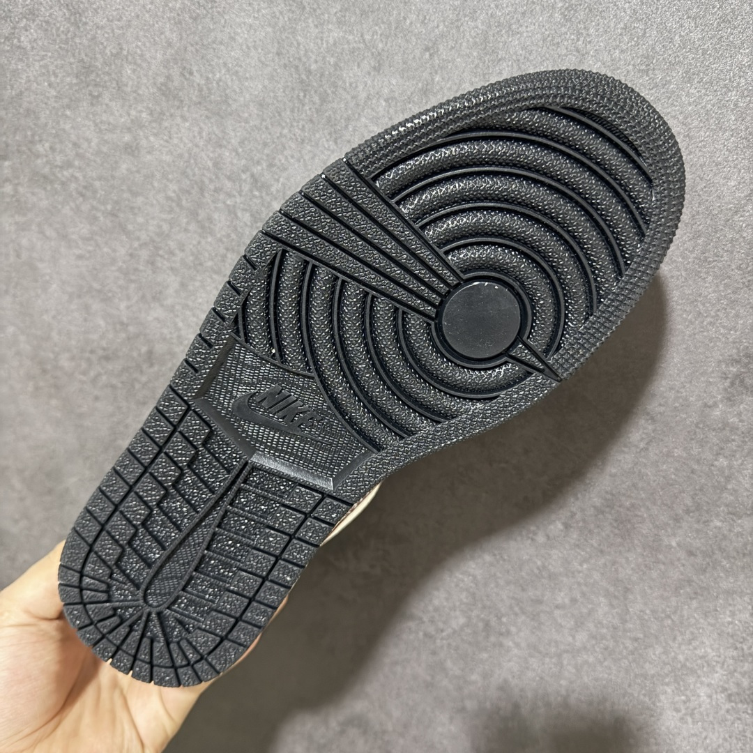 图片[9]-特价【GQ福利】【马年限定 DIY系列7色 】 Air Jordan 1 Low AJ1 乔1马年限定 步步生金 高端定制 低帮复古篮球鞋 #大厂纯原品质出货 超高清洁度 皮料切割干净无任何毛边 细节完美 尺码：36 36.5 37.5 38 38.5 39 40 40.5 41 42 42.5 43 44 44.5 45 货号：553558-040-选品中心
