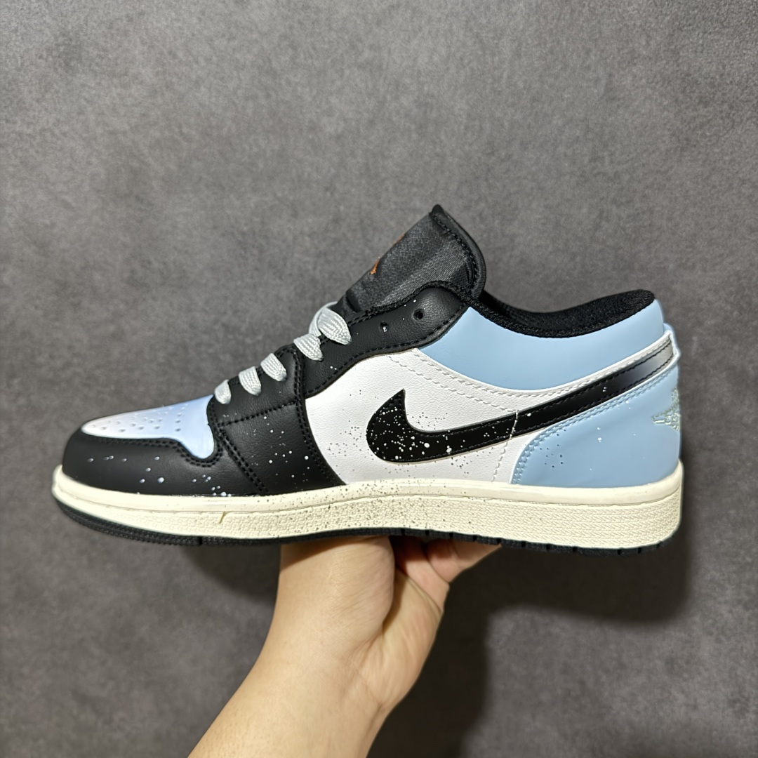 图片[2]-特价【GQ福利】【马年限定 DIY系列7色 】 Air Jordan 1 Low AJ1 乔1马年限定 步步生金 高端定制 低帮复古篮球鞋 #大厂纯原品质出货 超高清洁度 皮料切割干净无任何毛边 细节完美 尺码：36 36.5 37.5 38 38.5 39 40 40.5 41 42 42.5 43 44 44.5 45 货号：553558-081-选品中心