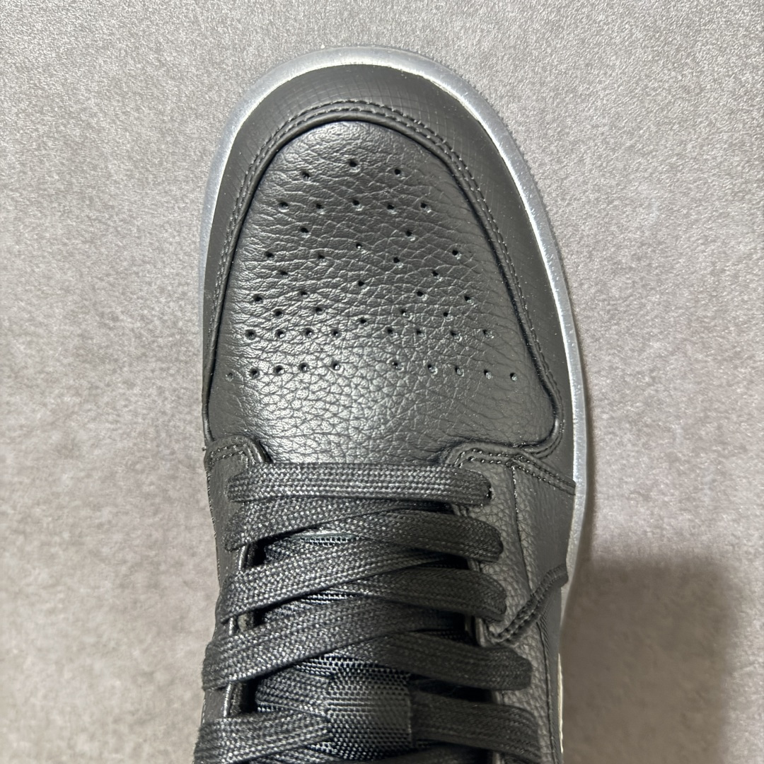 图片[5]-【H11纯原】Nike Air Jordan 1 Low SE AJ1 乔一 舒适贴合 防滑耐磨 低帮 复古篮球鞋 货号：HV5968-001 尺码：35.5 36 36.5 37.5 38 38.5 39 40 40.5 41 42 42.5 43 44 45 46 47.5 #H11顶级纯原 纯原外贸平台特供订单 #全套原纸板楦头开发 #原厂特供材料配套加持 #确保原汁原味 完美呈现版型 #原档数据独家私模大底 #男女鞋同步官方开发至48.5 #原装进口轻量化鞋垫 #进口港宝加持 后跟自然饱满 还原公司包裹性 #鞋面采用原装数据贴合技术 #全方位贴合包裹脚型 #鞋跟部鞋底牵引设计 #提供强大的抓地性能 #更适应不同实战场地路面-选品中心