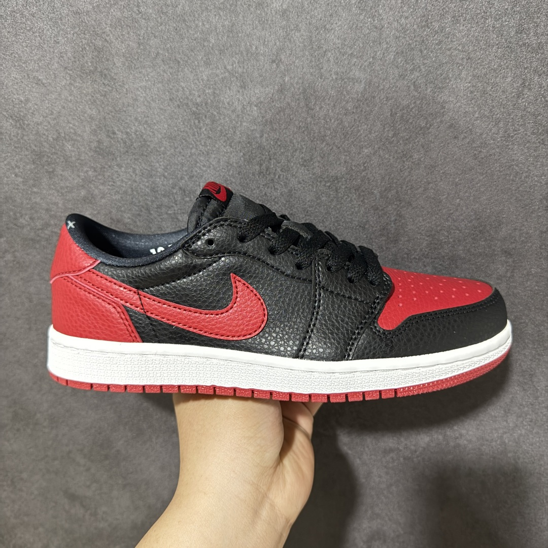 【H11纯原】Nike Air Jordan 1 Low SE AJ1 乔一 舒适贴合 防滑耐磨 低帮 复古篮球鞋 货号：IW6276-001 尺码：35.5 36 36.5 37.5 38 38.5 39 40 40.5 41 42 42.5 43 44 45 46 47.5 #H11顶级纯原 纯原外贸平台特供订单 #全套原纸板楦头开发 #原厂特供材料配套加持 #确保原汁原味 完美呈现版型 #原档数据独家私模大底 #男女鞋同步官方开发至48.5 #原装进口轻量化鞋垫 #进口港宝加持 后跟自然饱满 还原公司包裹性 #鞋面采用原装数据贴合技术 #全方位贴合包裹脚型 #鞋跟部鞋底牵引设计 #提供强大的抓地性能 #更适应不同实战场地路面-选品中心