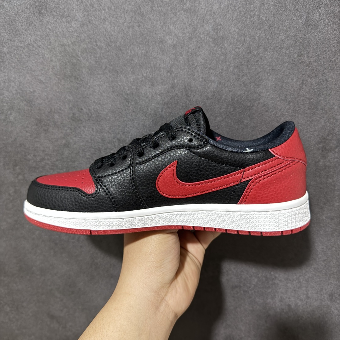图片[2]-【H11纯原】Nike Air Jordan 1 Low SE AJ1 乔一 舒适贴合 防滑耐磨 低帮 复古篮球鞋 货号：IW6276-001 尺码：35.5 36 36.5 37.5 38 38.5 39 40 40.5 41 42 42.5 43 44 45 46 47.5 #H11顶级纯原 纯原外贸平台特供订单 #全套原纸板楦头开发 #原厂特供材料配套加持 #确保原汁原味 完美呈现版型 #原档数据独家私模大底 #男女鞋同步官方开发至48.5 #原装进口轻量化鞋垫 #进口港宝加持 后跟自然饱满 还原公司包裹性 #鞋面采用原装数据贴合技术 #全方位贴合包裹脚型 #鞋跟部鞋底牵引设计 #提供强大的抓地性能 #更适应不同实战场地路面-选品中心