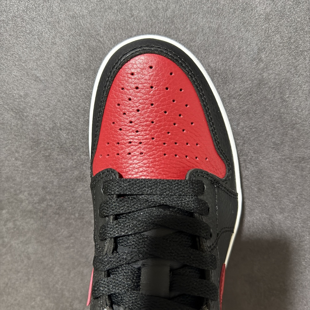 图片[5]-【H11纯原】Nike Air Jordan 1 Low SE AJ1 乔一 舒适贴合 防滑耐磨 低帮 复古篮球鞋 货号：IW6276-001 尺码：35.5 36 36.5 37.5 38 38.5 39 40 40.5 41 42 42.5 43 44 45 46 47.5 #H11顶级纯原 纯原外贸平台特供订单 #全套原纸板楦头开发 #原厂特供材料配套加持 #确保原汁原味 完美呈现版型 #原档数据独家私模大底 #男女鞋同步官方开发至48.5 #原装进口轻量化鞋垫 #进口港宝加持 后跟自然饱满 还原公司包裹性 #鞋面采用原装数据贴合技术 #全方位贴合包裹脚型 #鞋跟部鞋底牵引设计 #提供强大的抓地性能 #更适应不同实战场地路面-选品中心