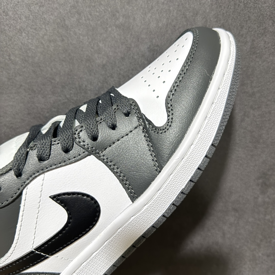 图片[7]-【H11纯原】Nike Air Jordan 1 Low SE AJ1 乔一 舒适贴合 防滑耐磨 低帮 复古篮球鞋 货号：553558-152 尺码：35.5 36 36.5 37.5 38 38.5 39 40 40.5 41 42 42.5 43 44 45 46 47.5 #H11顶级纯原 纯原外贸平台特供订单 #全套原纸板楦头开发 #原厂特供材料配套加持 #确保原汁原味 完美呈现版型 #原档数据独家私模大底 #男女鞋同步官方开发至48.5 #原装进口轻量化鞋垫 #进口港宝加持 后跟自然饱满 还原公司包裹性 #鞋面采用原装数据贴合技术 #全方位贴合包裹脚型 #鞋跟部鞋底牵引设计 #提供强大的抓地性能 #更适应不同实战场地路面-选品中心