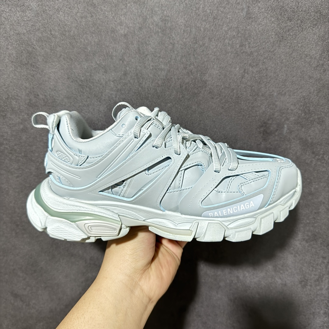 【福利特价】市场知名纯原VG版本！ 巴黎世家三代/七代/十代/凉鞋系列 原市场高价零售7-8xx的顶级尖货 全部原厂原材料制作 版型完美 品质毋庸置疑的顶✊ 售前 售后 三包到底✊✊各位合作商放心推！ 尺码：35-46齐 标准尺码接-选品中心