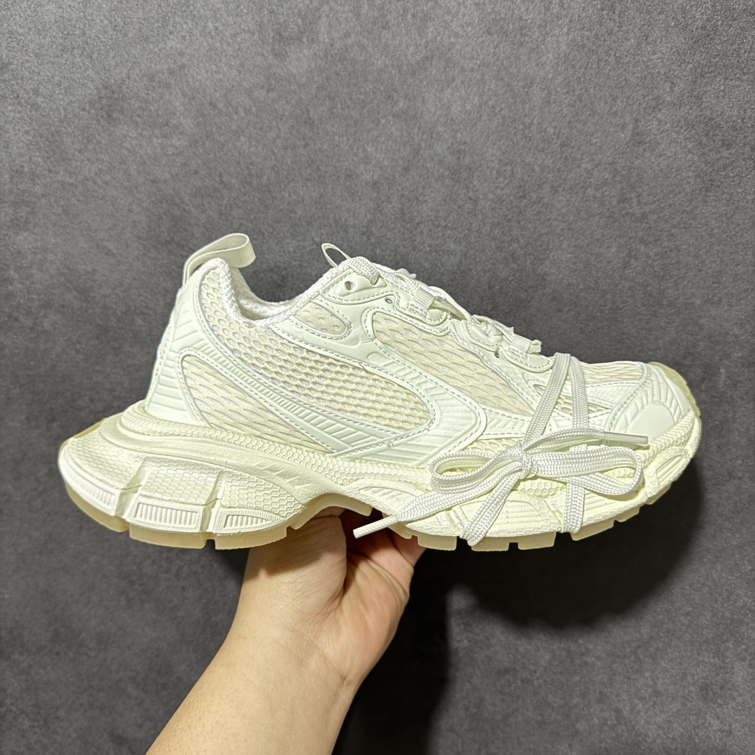 【福利特价】市场知名纯原VG版本！ 巴黎世家三代/七代/十代/凉鞋系列 原市场高价零售7-8xx的顶级尖货 全部原厂原材料制作 版型完美 品质毋庸置疑的顶✊ 售前 售后 三包到底✊✊各位合作商放心推！ 尺码：35-46齐 标准尺码接-选品中心