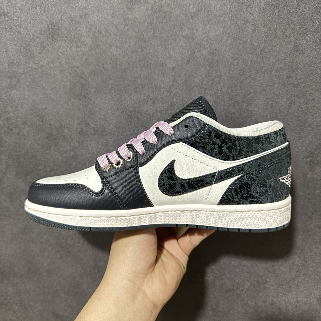 图片[2]-【K版纯原】Air Jordan AJ1 Low 低帮 II0595-001 全新流水线出品 市场第二梯队最强版 全部原鞋开发 原楦原纸板开发 全鞋电脑针车 原厂内置全掌气垫 原盒内在原标 唯一Zp原版鞋带绑法 免检产品 全新2022版型 全头层皮料 完美零毛边处理 原厂配置全掌气垫 价格定位良心 新配色陆续出货 尺码：36-46-选品中心