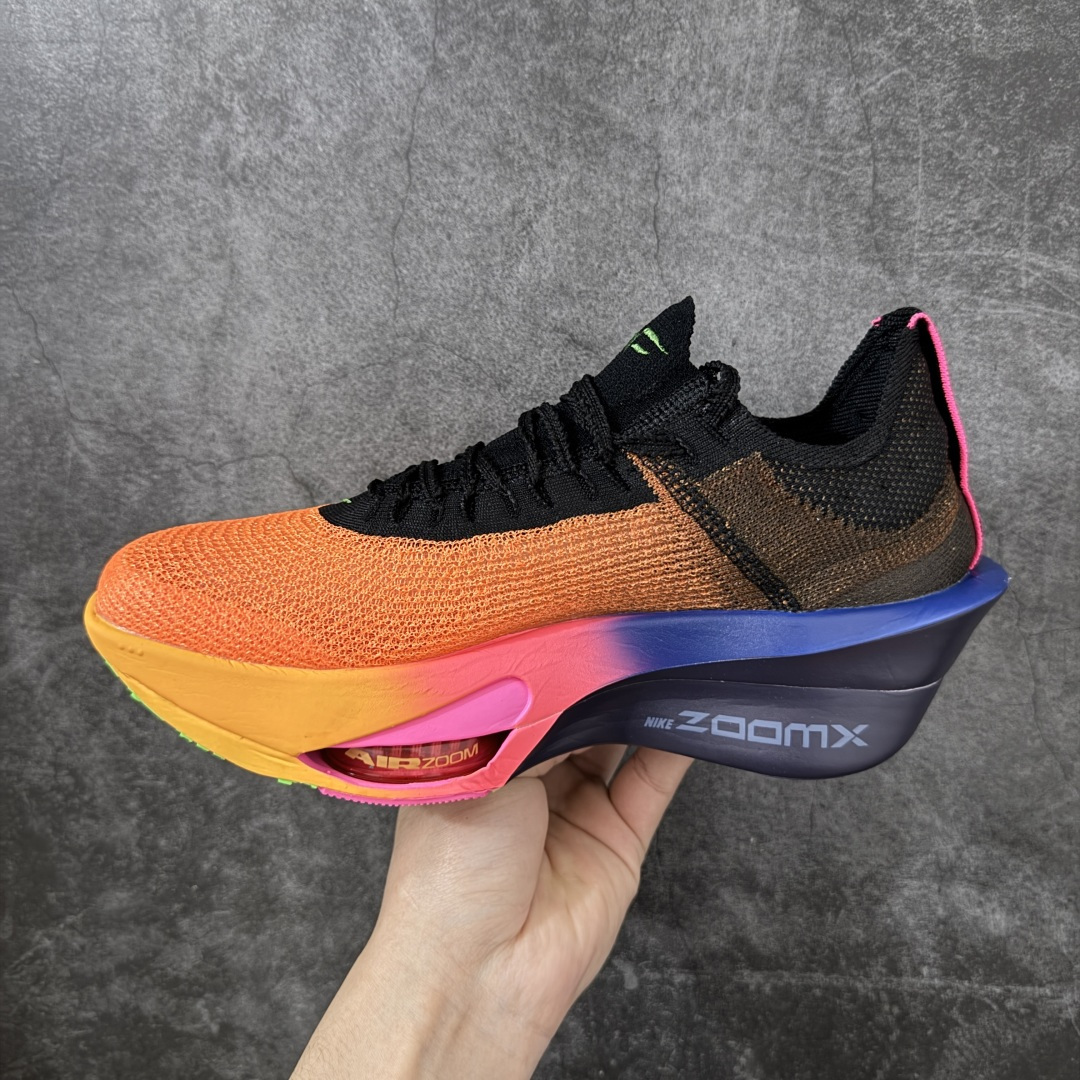 图片[2]-【碳科技纯原】Nk Zoom AlphaFly Next% 4 阿尔法飞行4代 2025年全新超级马拉松全掌碳板跑鞋IO9559-800  市场顶级版本 跑鞋第一梯队 专业跑鞋‼️ 原标原盒 全掌真碳版 真Zoom X气垫 配件齐 有配正确配套防尘布袋 真材实料 假一赔十‼️ 正确大底刷漆（鞋底部分黑色刷漆有裂纹） 鞋款搭载两个Airzoom缓震配置，全掌型碳纤维板，缔造出色推进感；中底ZoomX 泡绵从后跟延伸至鞋头，超强回弹性 💪🏻 空气动力学造型则依然保留。前掌采用镂空设计，让鞋底的碳板配置得以可视化 造型更具未来感。   尺码：36 36.5 37.5 38 38.5 39 40 40.5 41 42 42.5 43 44 44.5 45-选品中心
