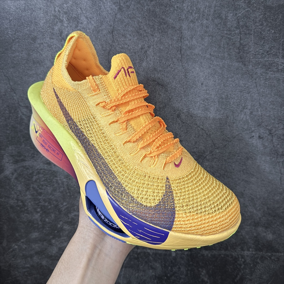 图片[3]-【碳科技纯原】Nk Zoom AlphaFly Next% 4 阿尔法飞行4代 2025年全新超级马拉松全掌碳板跑鞋 FD8315-800  市场顶级版本 跑鞋第一梯队 专业跑鞋‼️ 原标原盒 全掌真碳版 真Zoom X气垫 配件齐 有配正确配套防尘布袋 真材实料 假一赔十‼️ 正确大底刷漆（鞋底部分黑色刷漆有裂纹） 鞋款搭载两个Airzoom缓震配置，全掌型碳纤维板，缔造出色推进感；中底ZoomX 泡绵从后跟延伸至鞋头，超强回弹性 💪🏻 空气动力学造型则依然保留。前掌采用镂空设计，让鞋底的碳板配置得以可视化 造型更具未来感。   尺码：36 36.5 37.5 38 38.5 39 40 40.5 41 42 42.5 43 44 44.5 45-选品中心