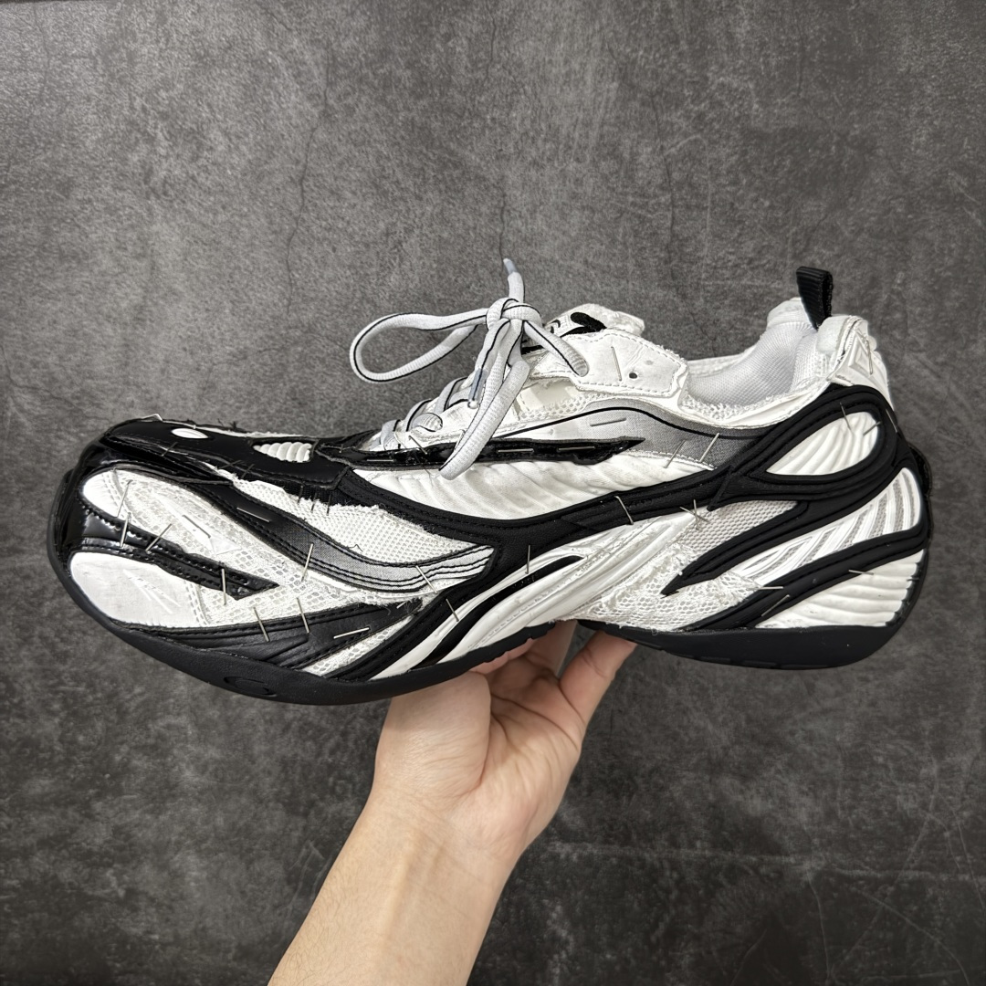 图片[2]-【XA版本】Balenciaga 巴黎世家 23代 SOLELESS 白黑 巴黎新款 鞋面主体采用特制聚酯纤维，同时搭配织物点缀，时尚耐看，无论是运动风还是日常搭配，穿起来都自带气场，走哪都吸晴。 尺码：39-44男码-选品中心